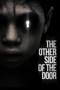 Bên Kia Cánh Cửa (The Other Side of the Door) [2016]